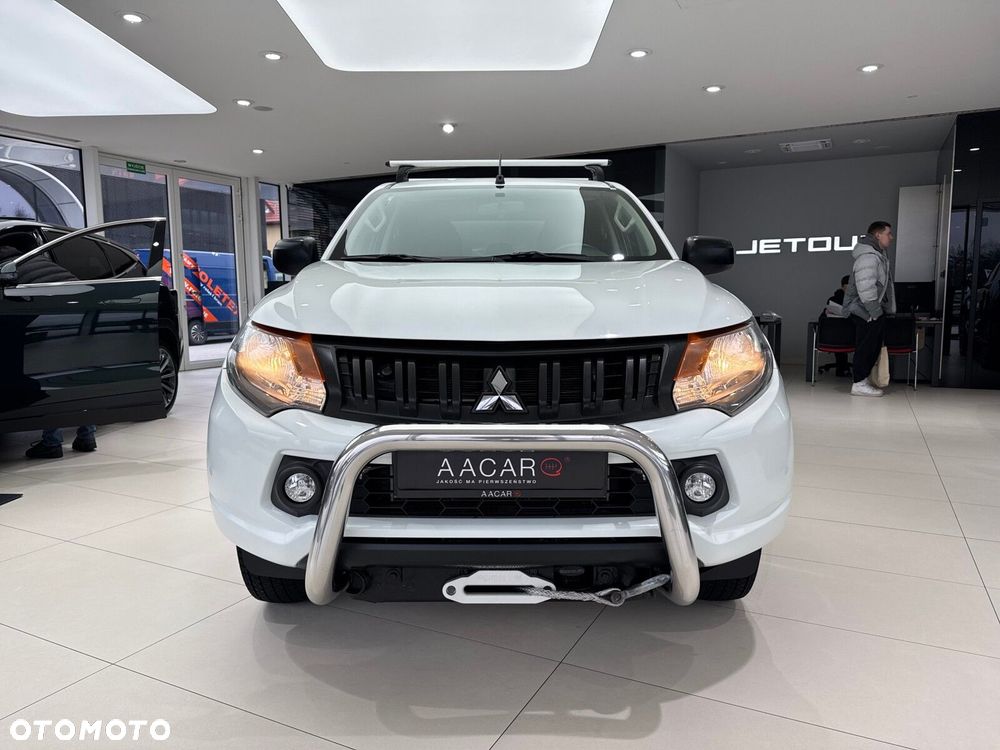 Mitsubishi L200 2.4 d DC Invite EU6 - 6