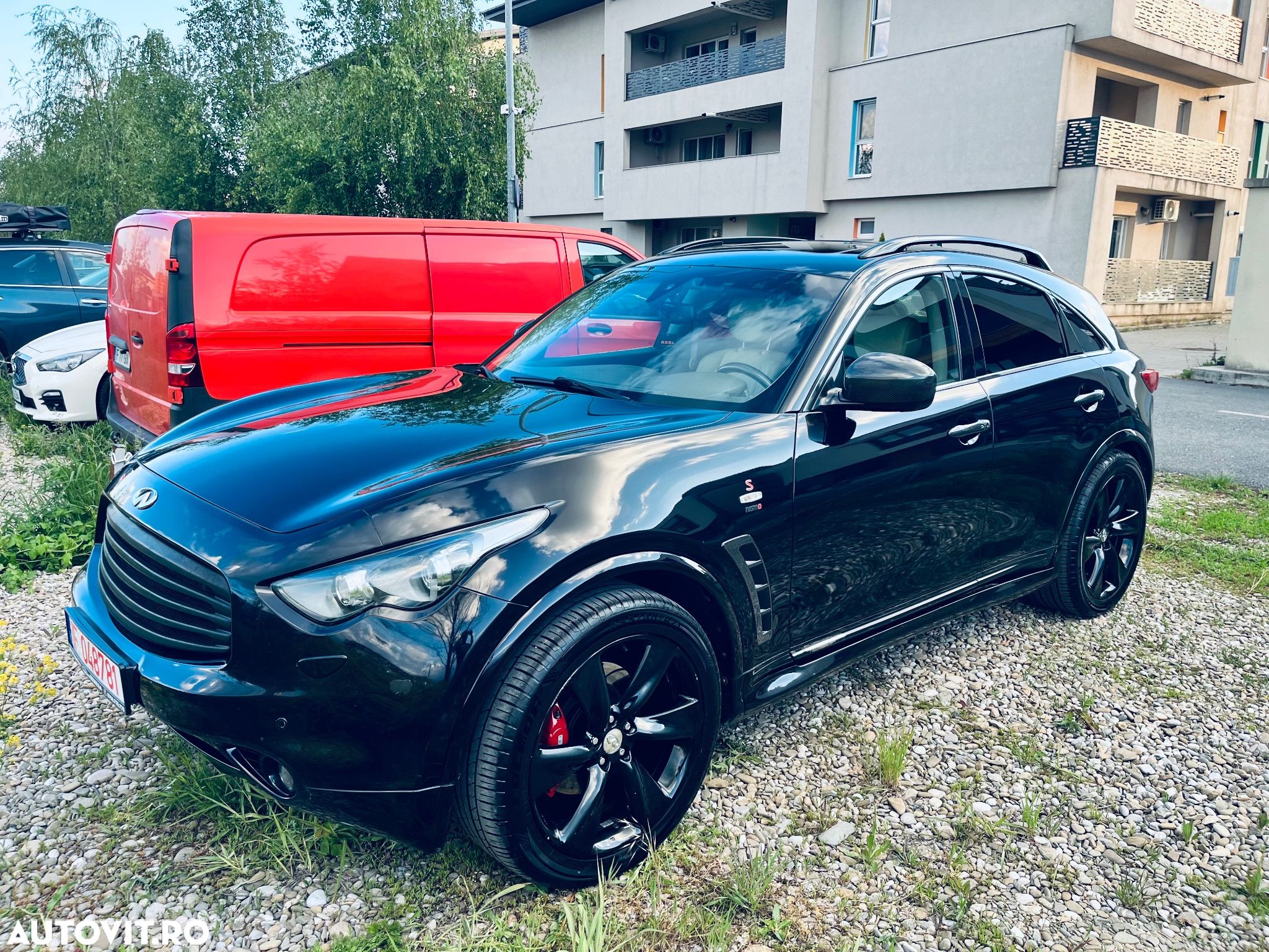 Infiniti FX 30 FX30d 3.0d V6 S Premium AWD - 1