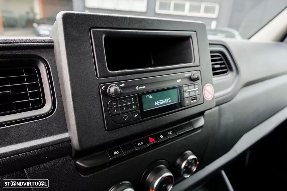Renault Master - 15