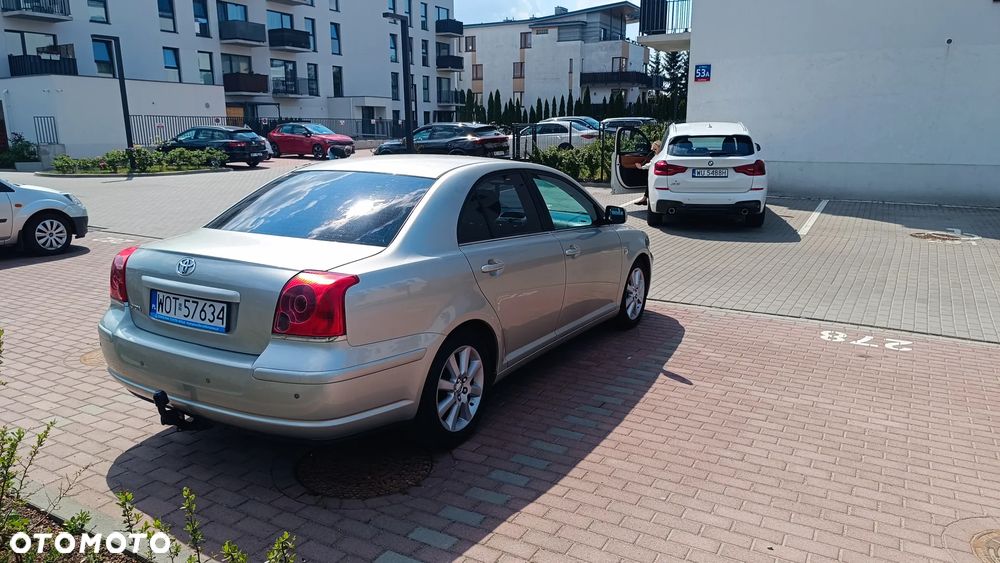 Toyota Avensis 1.8 VVT-i - 5