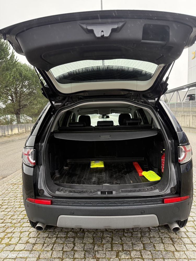 Land Rover Discovery Sport 2.0 TD4 HSE Luxury Auto - 17