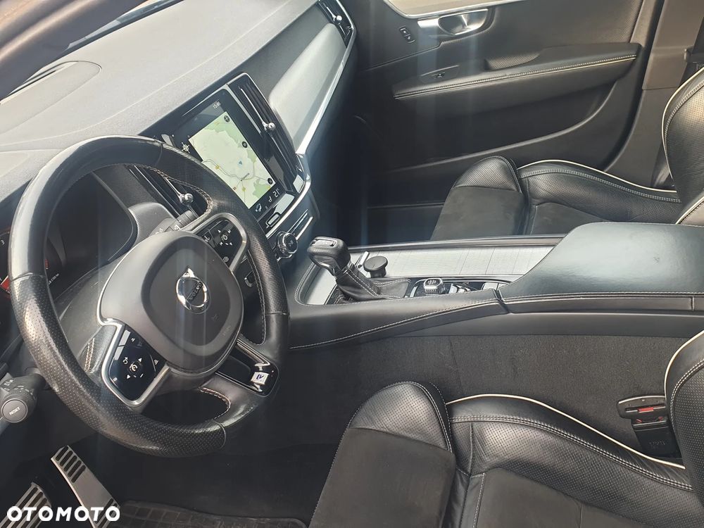Volvo S90 D3 R-Design - 22