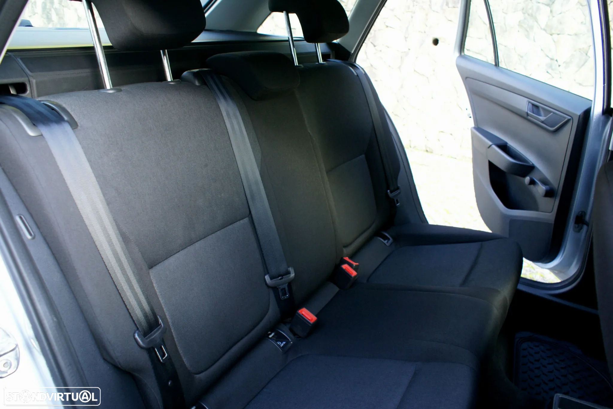 Skoda Fabia Break 1.0 Active Plus - 21