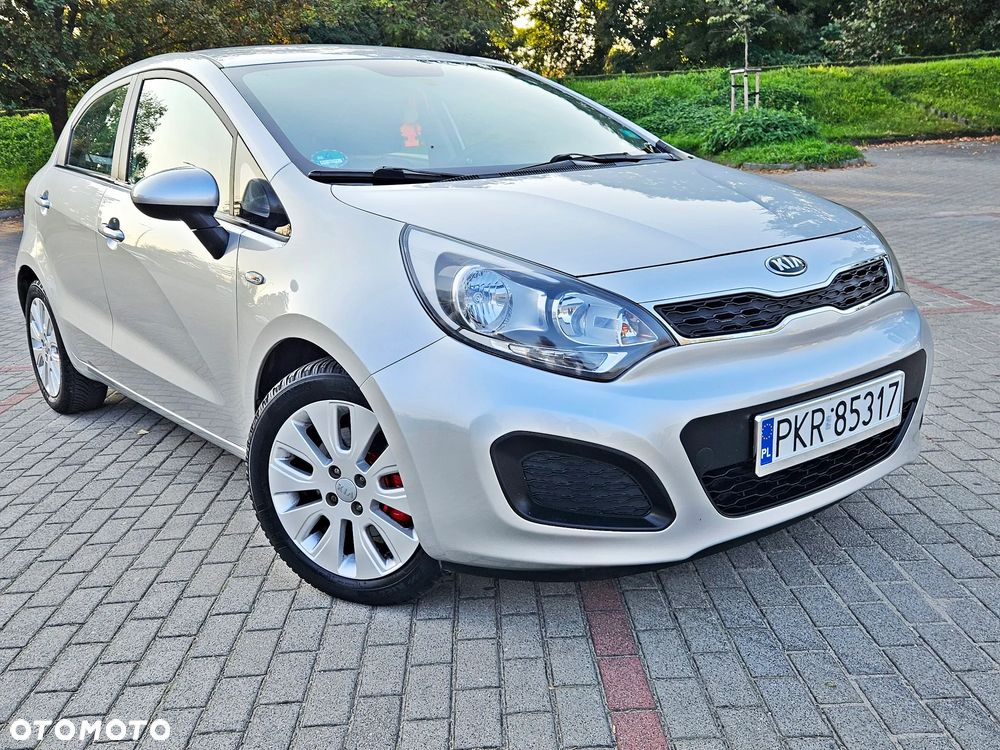 Kia Rio - 22