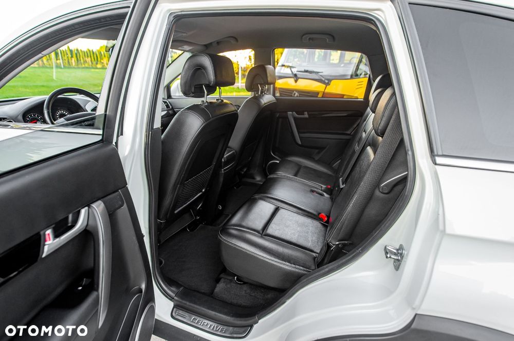 Chevrolet Captiva 3.0 V6 SIDI AWD Automatik LTZ - 23