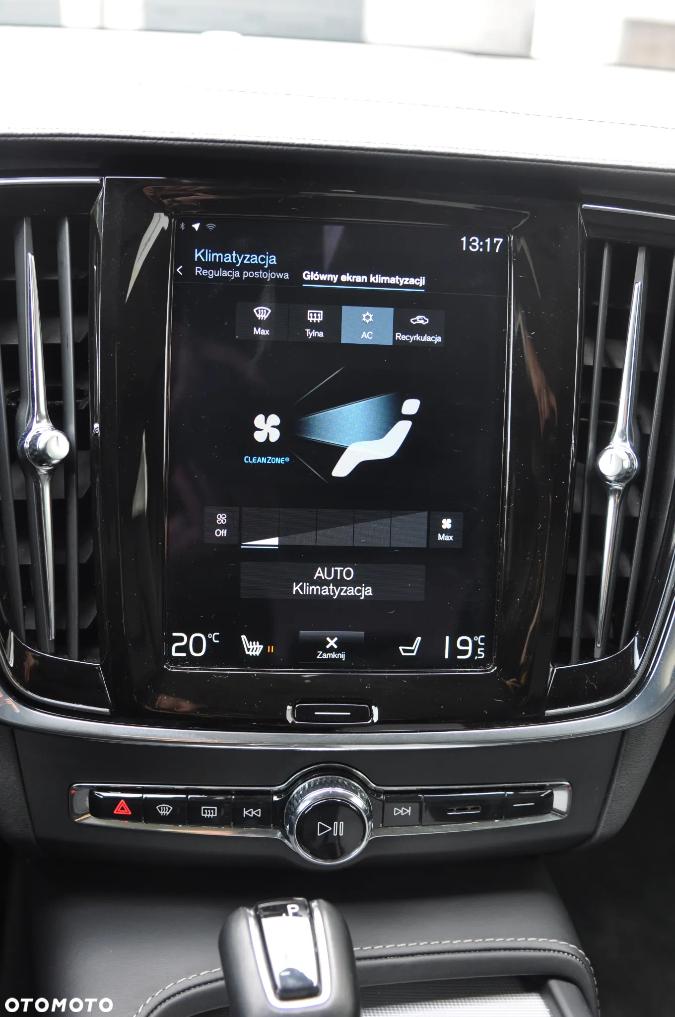 Volvo S90 D5 AWD Inscription - 31