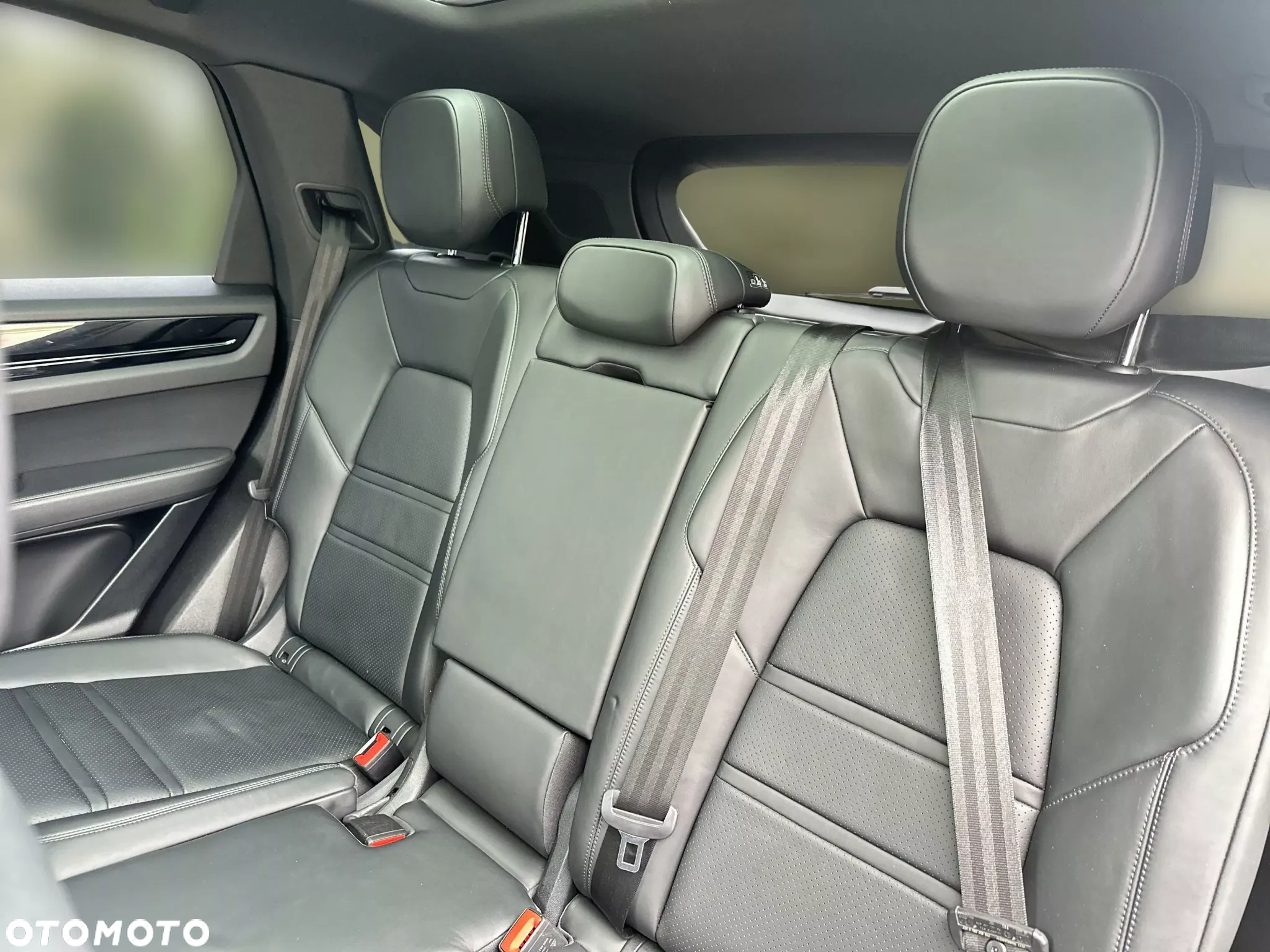 Porsche Cayenne S - 16
