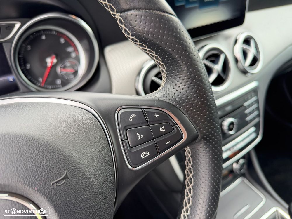 Mercedes-Benz GLA 180 d Style - 23