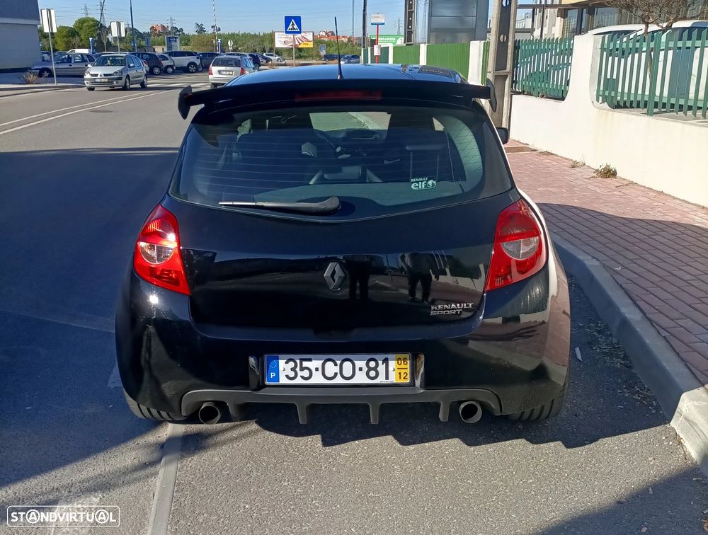 Renault Clio 2.0 16V Sport - 3
