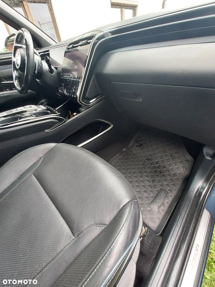 Hyundai Tucson - 16