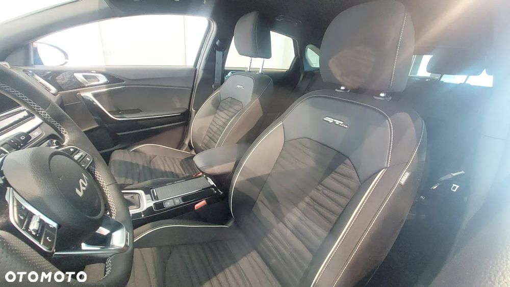 Kia ProCeed 1.5 T-GDI GT Line DCT - 10