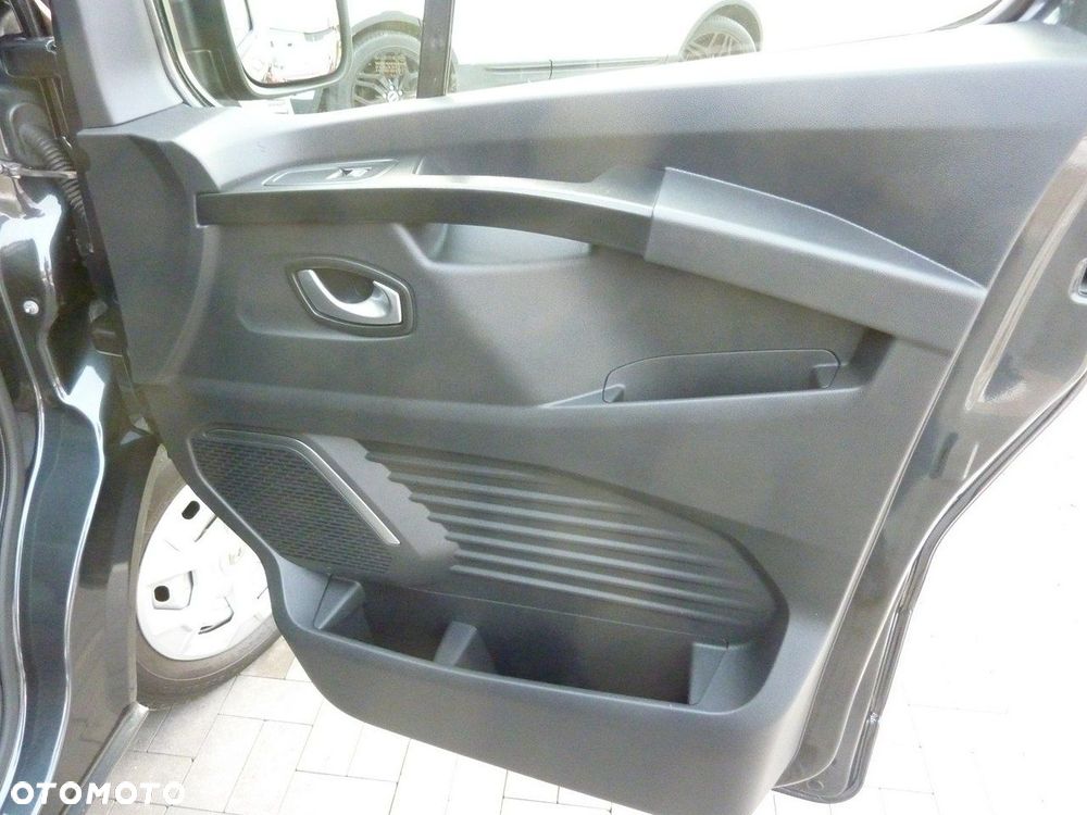 Renault Trafic - 36