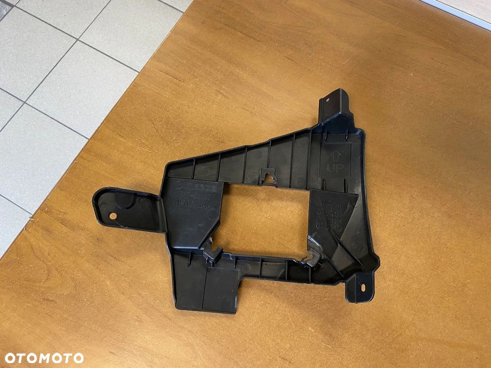 UCHWYT WSPORNIK MOCOWANIE RADARU PRZÓD LEWY MAZDA CX30 GFR5-50163 - 2