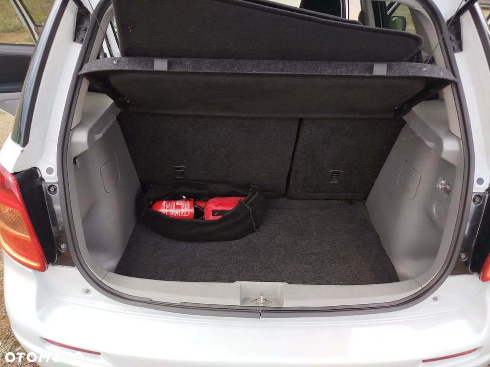 Suzuki SX4 1.6 VVT 4x2 Club - 9