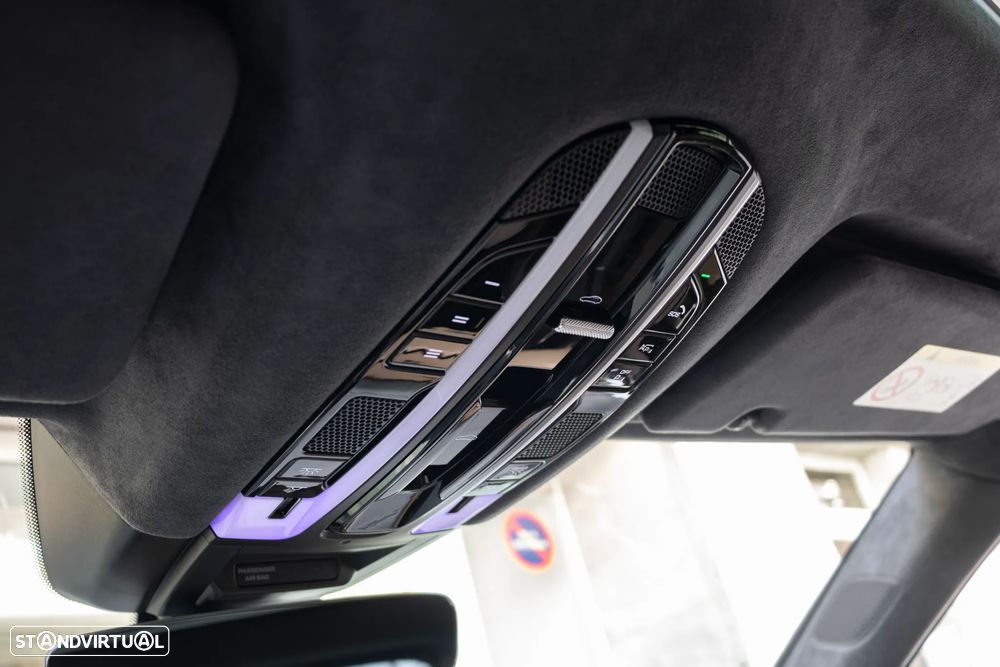 Porsche Cayenne Turbo S E-Hybrid — fotografia 36