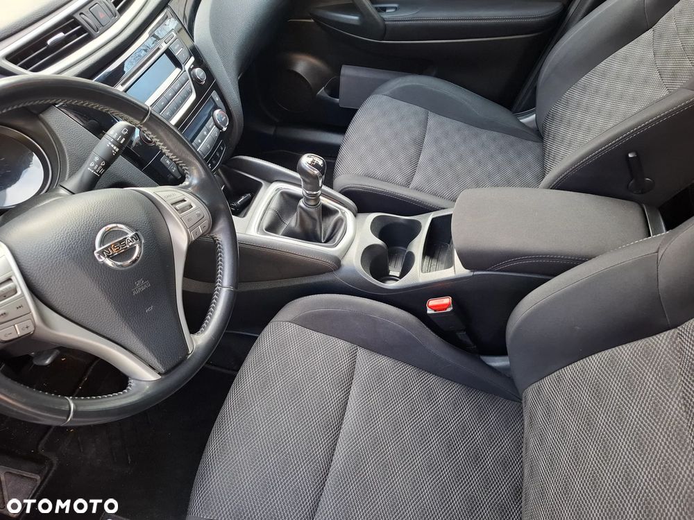 Nissan Qashqai 1.2 DIG-T Acenta EU6 - 16