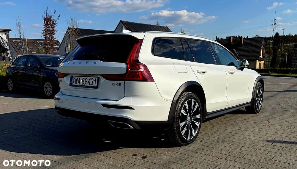 Volvo V60 Cross Country D4 AWD - 8