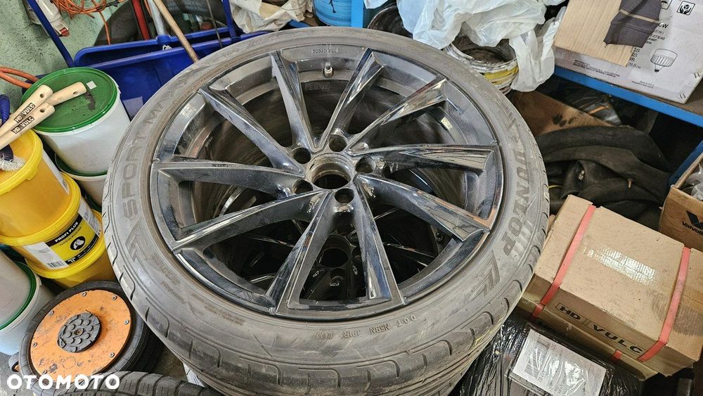 Mercedes-Benz CLS - 40