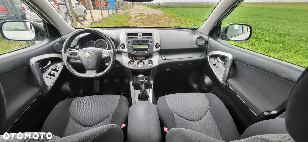 Toyota RAV4 2.0 4x4 Travel - 14