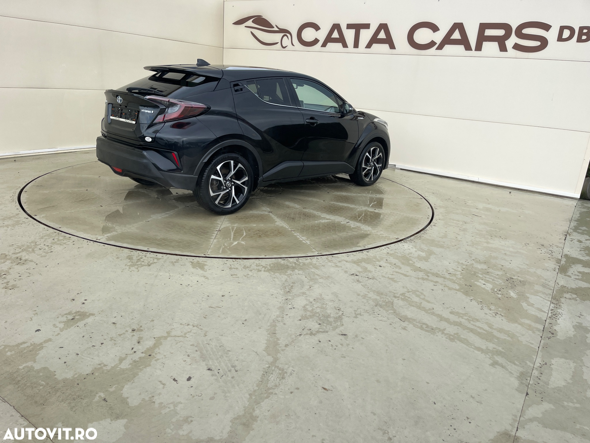 Toyota C-HR Hybrid Club - 16