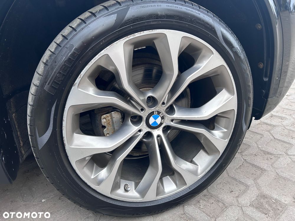 BMW X5 3.5i xDrive - 17