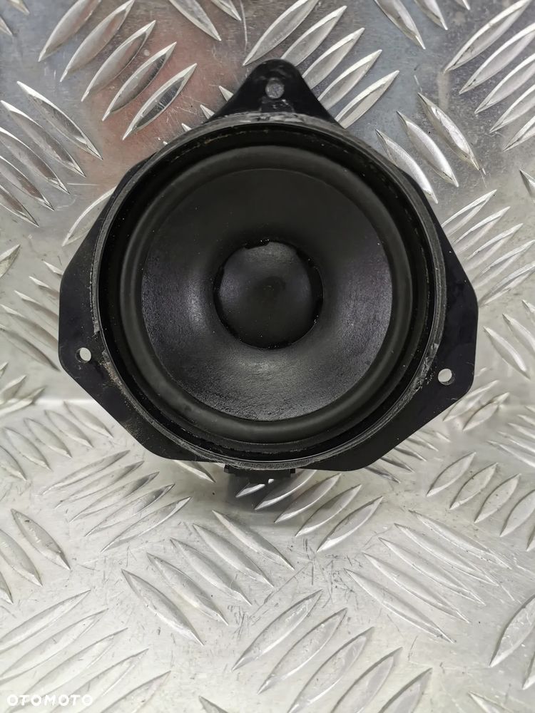 VW TOUAREG II 7P 10-18R GLOSNIK DRZWI DYNAUDIO ORYGINALNY 7P6035415 C