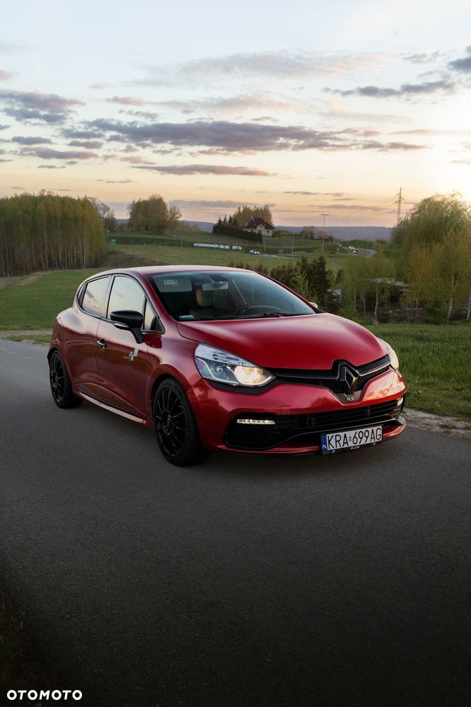 Renault Clio 1.6 R.S 200 EDC - 1