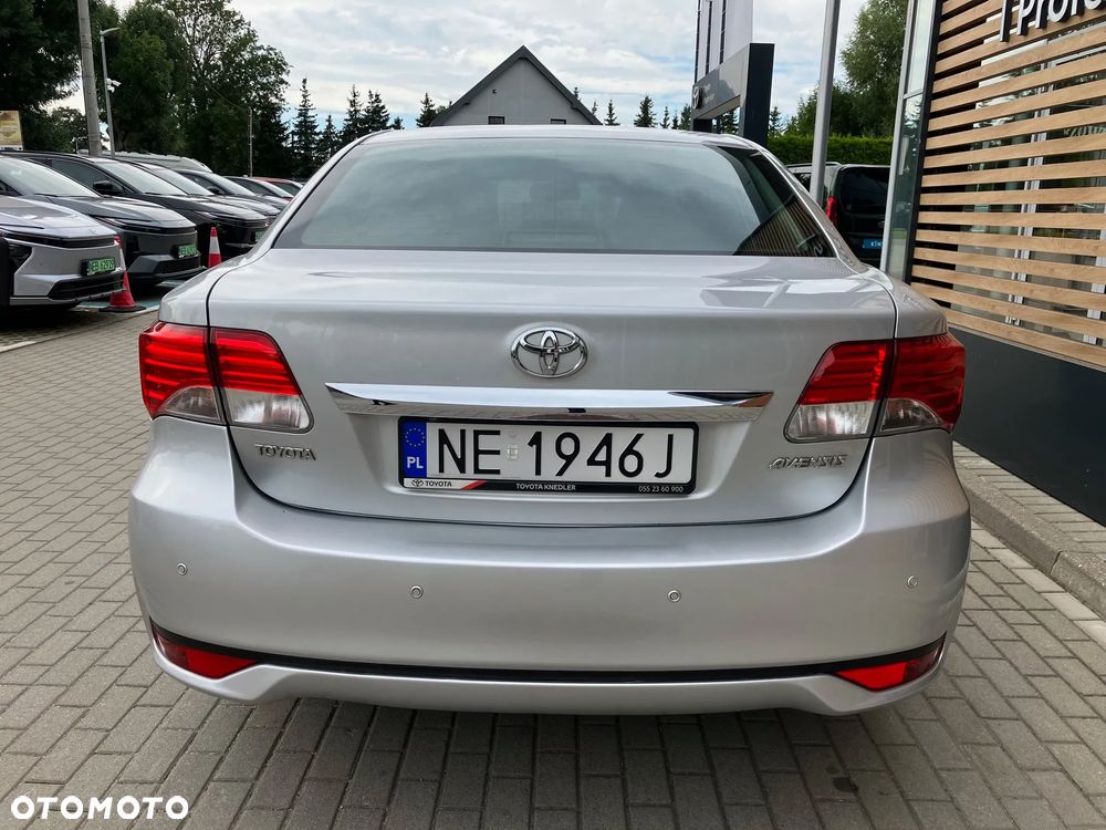 Toyota Avensis 1.8 Premium - 5