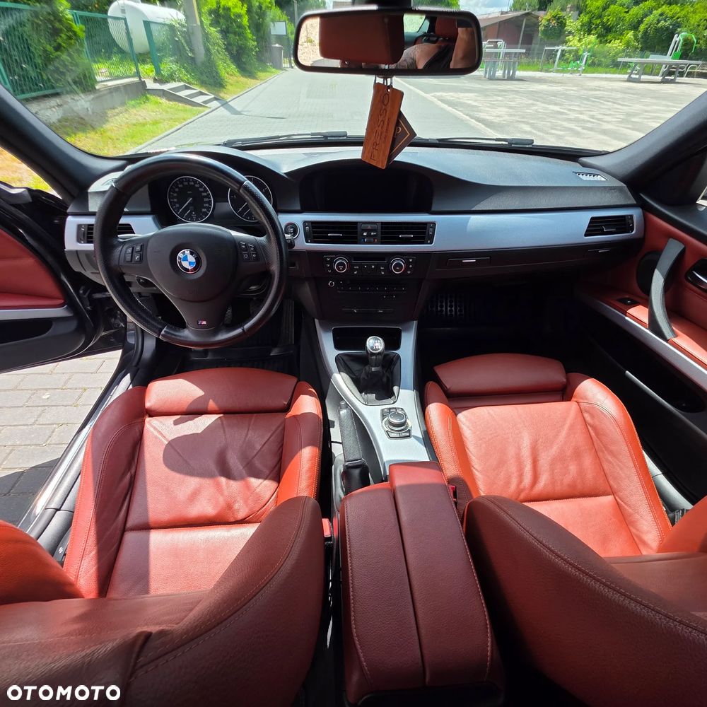 BMW Seria 3 320d - 13