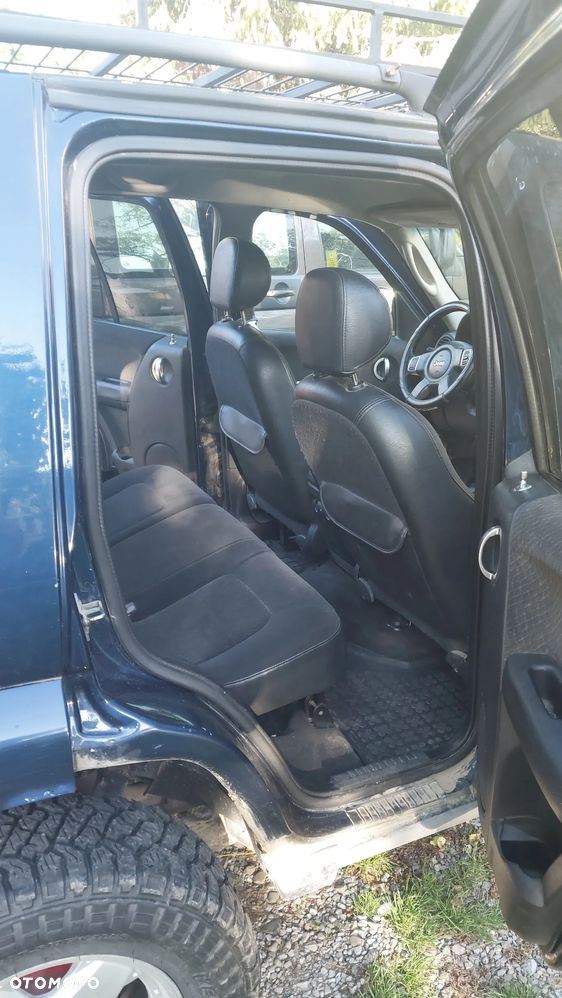 Jeep Liberty 3.7 4x4 - 5