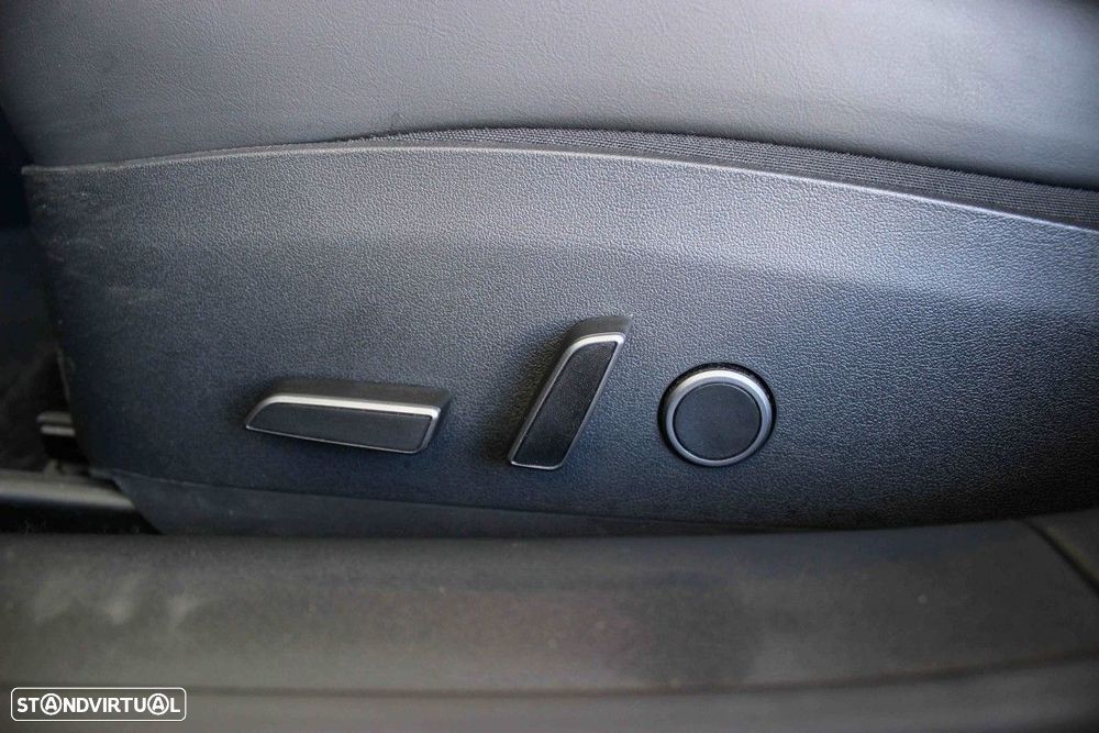 Tesla Model 3 - 14