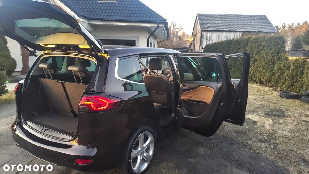 Opel Zafira Tourer 1.6 ECOTEC DIT Business Edition - 27