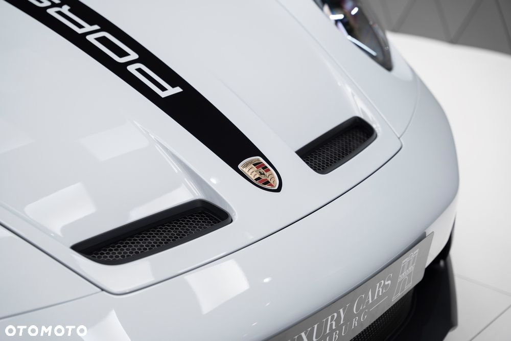 Porsche 911 GT3 - 8