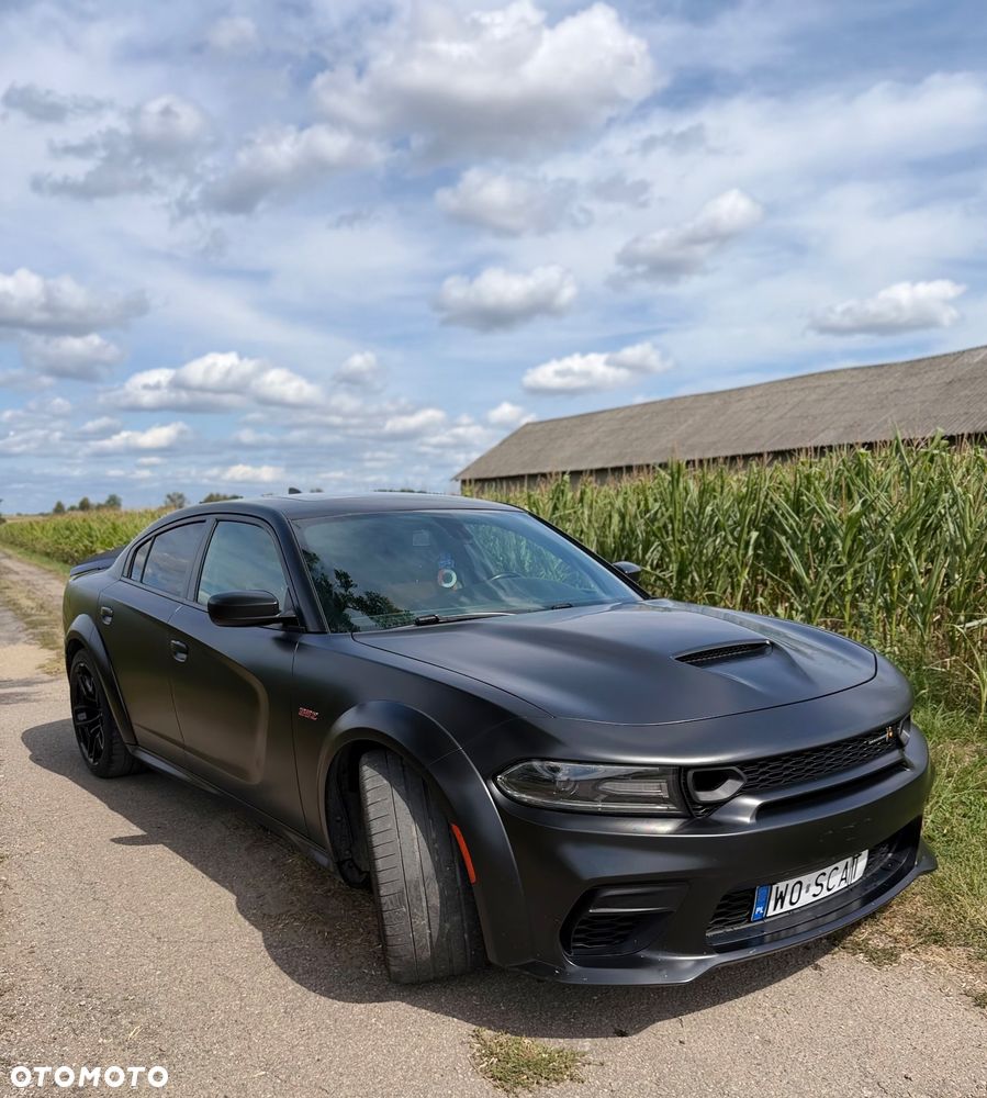 Dodge Charger 6.4 Scat Pack Widebody - 2