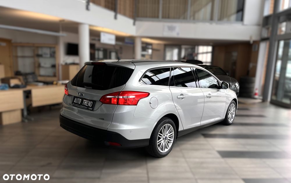 Ford Focus 1.0 EcoBoost Titanium ASS PowerShift - 4