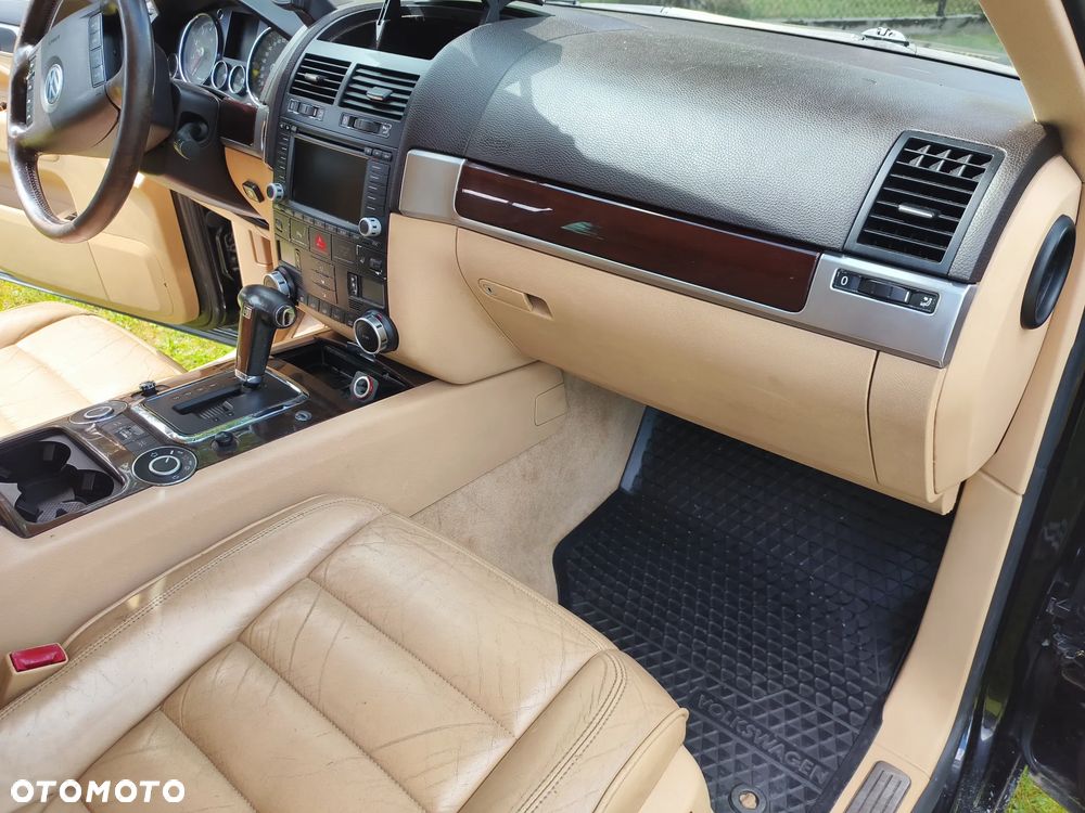 Volkswagen Touareg 4.2 V8 Tiptr - 18