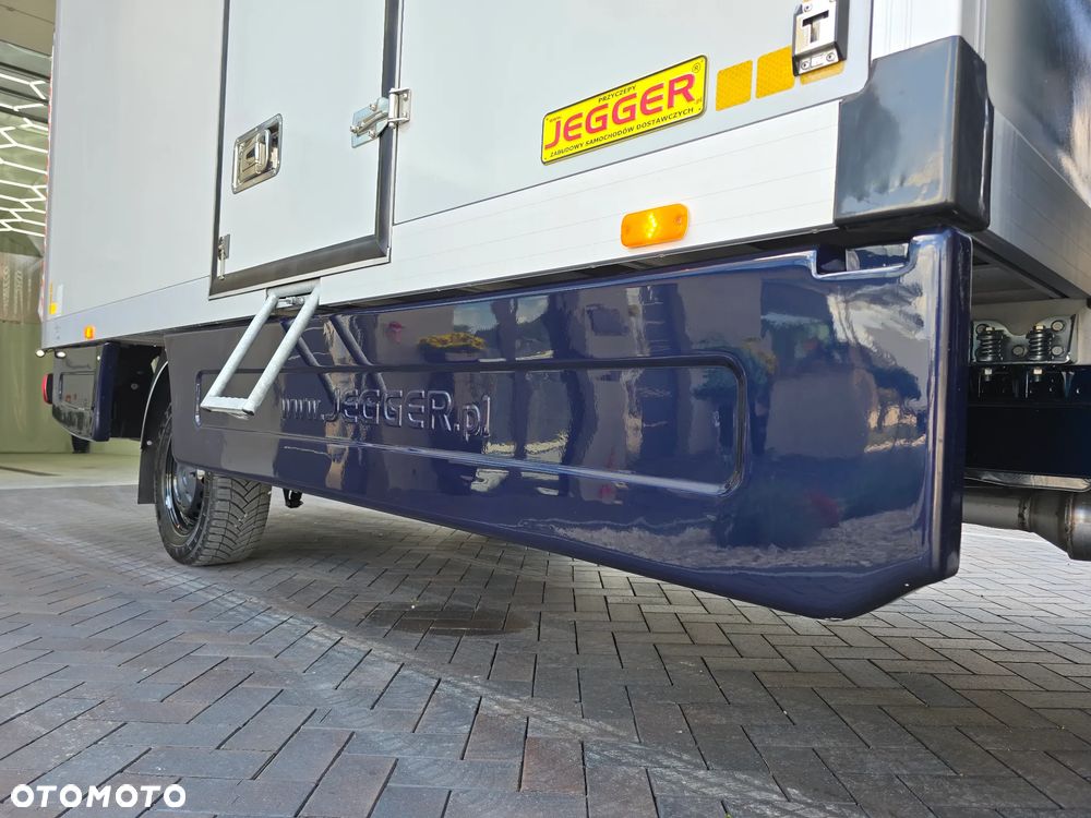 Mercedes-Benz SPRINTER 319 3.0 CDI KONTENER 4,28cmDługi 2,29cmSzero 2,24cmWysok + WINDA 750Kg 42Tyś km SERWIS DO OSTATNIEGO Km ASO MERCEDES-BENZ SALON PL STAN NOWY NOWY NOWY FABRYCZNA GWARANCJA - 25