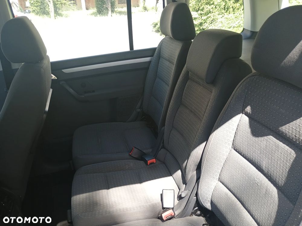 Volkswagen Touran 1.6 Q-Line - 5