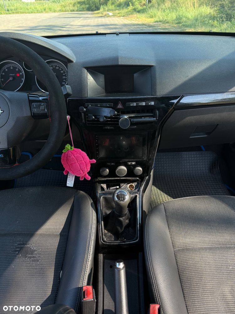 Opel Astra 1.6 Sport - 11