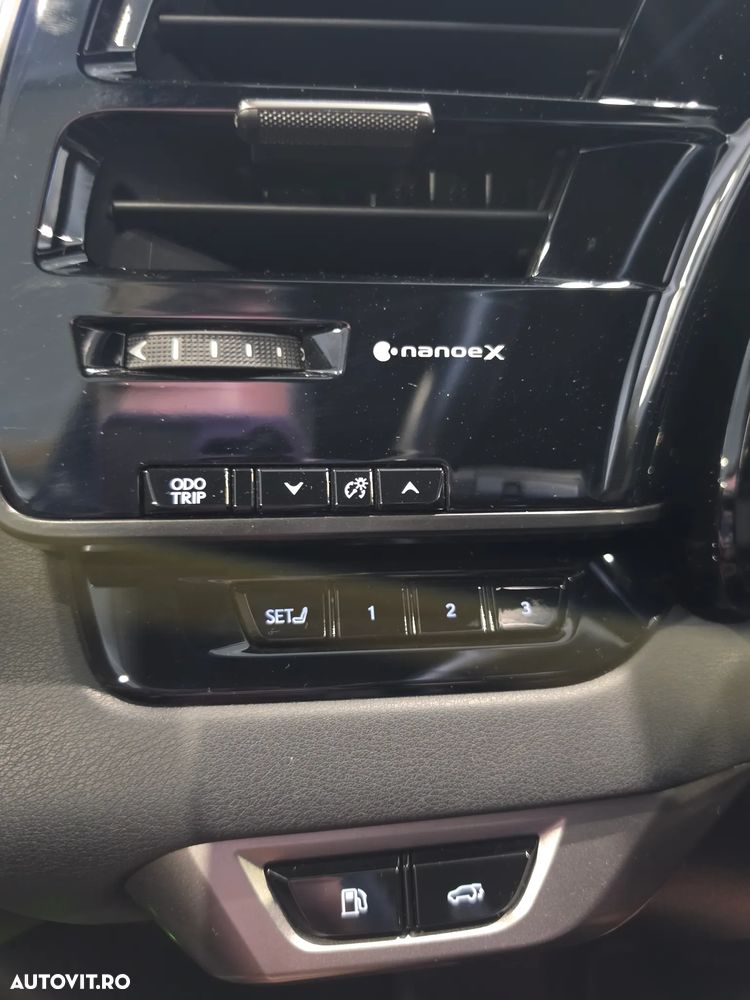Lexus Seria RX 350h E-Four HEV Luxury Mark Levinson - 19