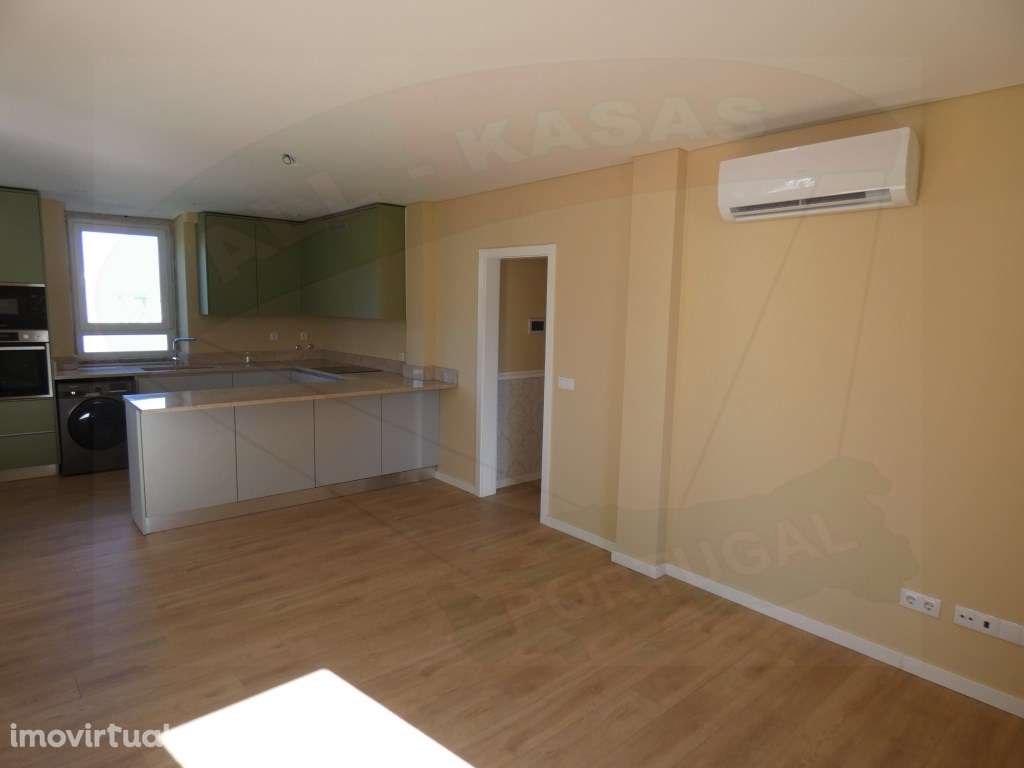 Apartamento T2 duplex, Massamá - Grande imagem: 3/27