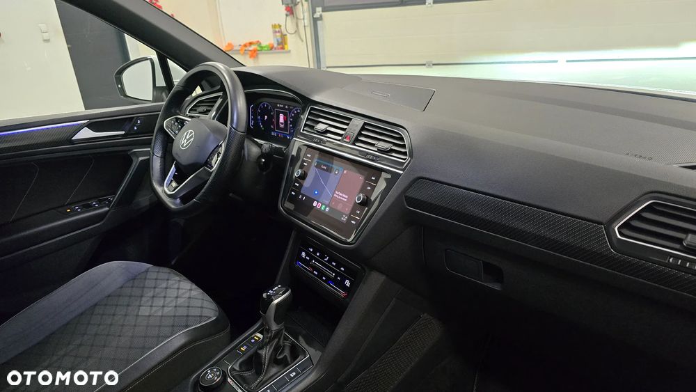 Volkswagen Tiguan - 17