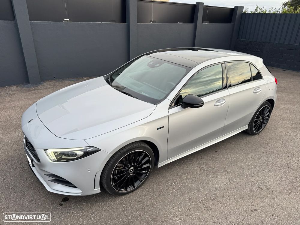 Mercedes-Benz A 250 e AMG Line - 9