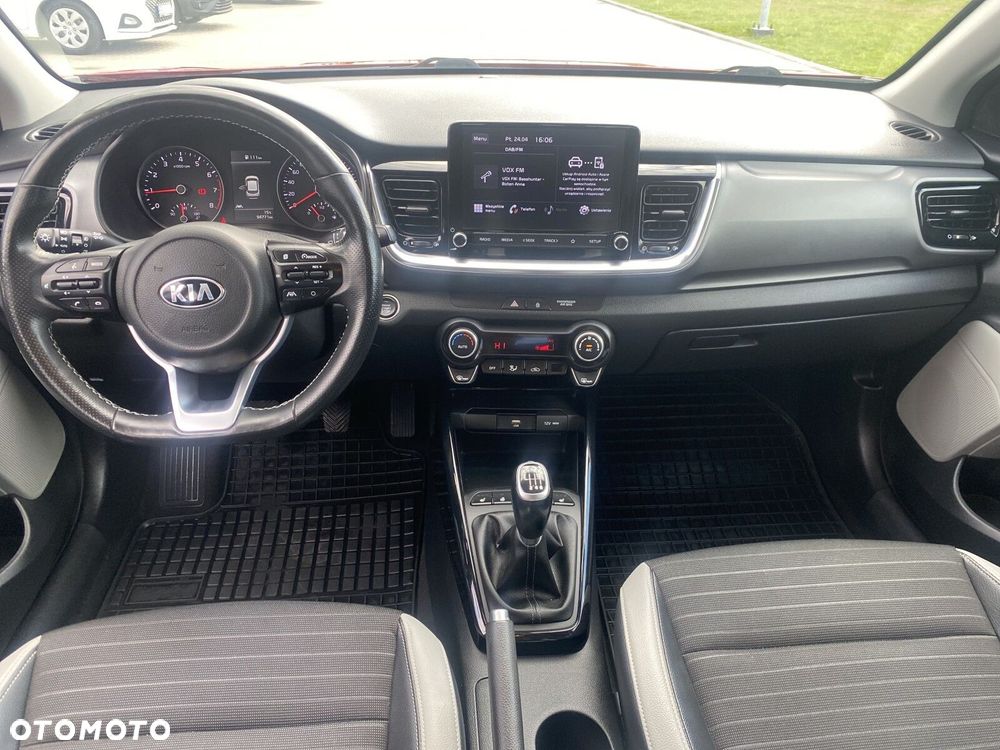 Kia Stonic - 11