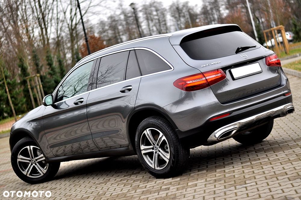 Mercedes-Benz GLC 350 e 4Matic 7G-TRONIC Exclusive - 13