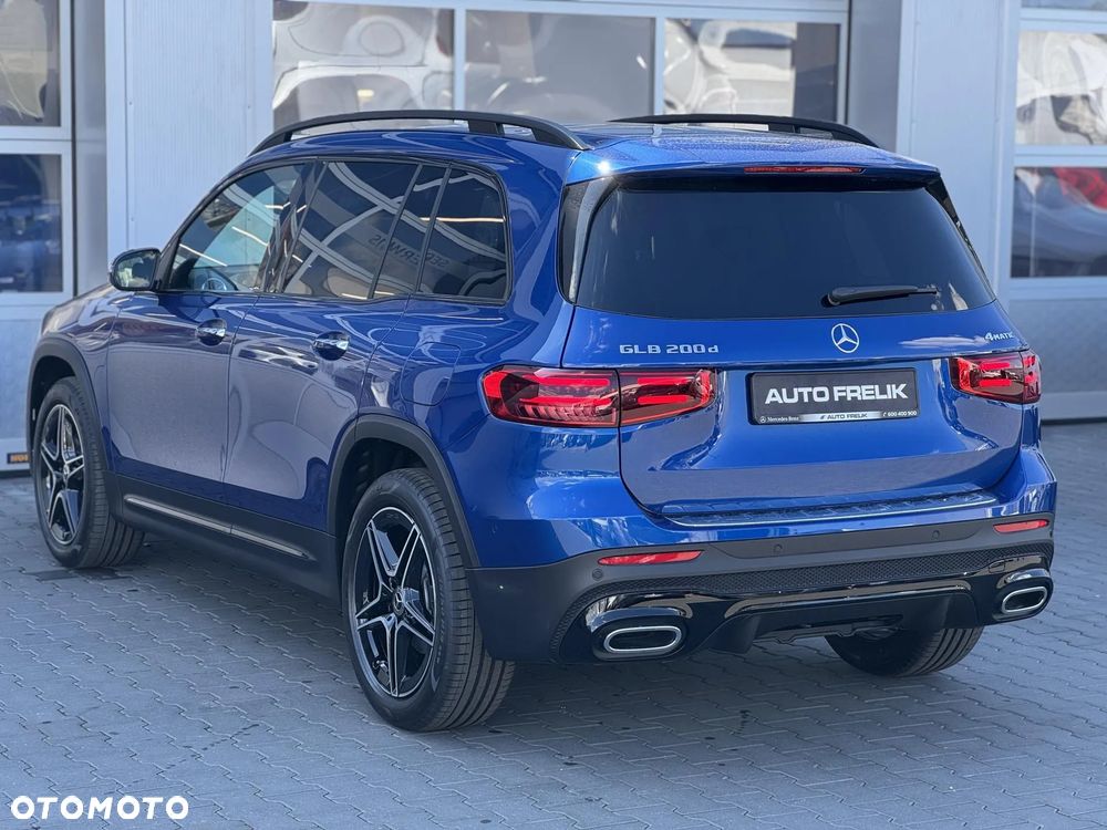 Mercedes-Benz GLB 200 d 4-Matic AMG Line 8G-DCT - 9