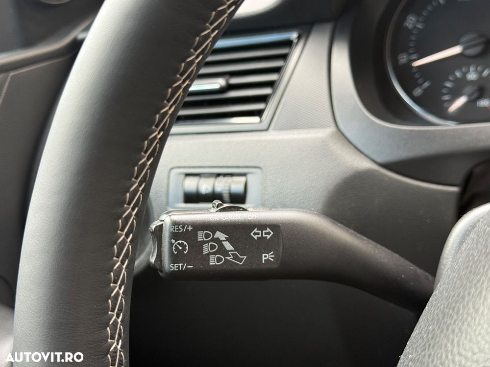 Skoda RAPID 1.2 TSI Ambition - 15