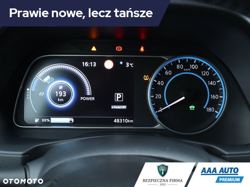 Nissan Leaf - 12