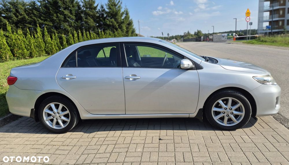 Toyota Corolla 1.4 D-4D Active - 27