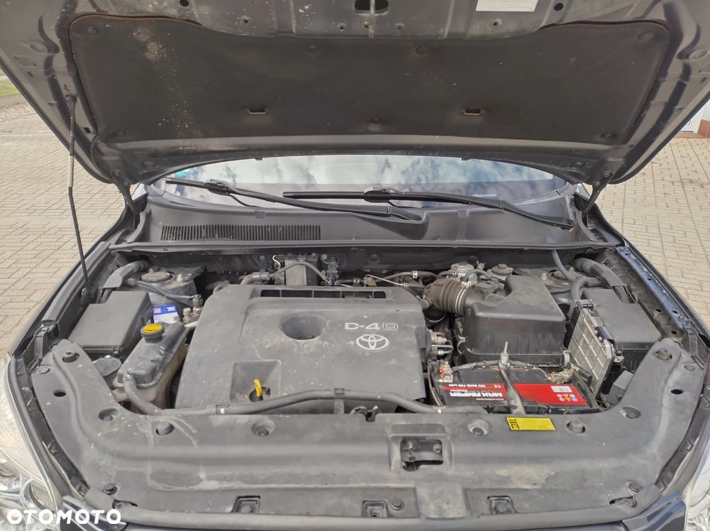 Toyota RAV4 2.2 D-4D 4x4 - 20